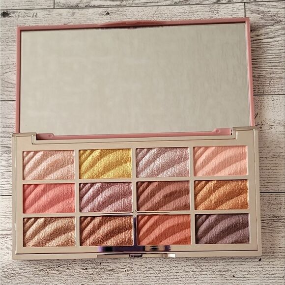 Ciate London The Velvet Palette - Picture 3 of 8